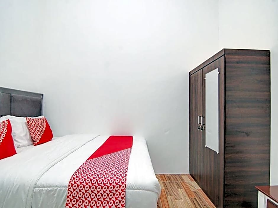 OYO 92946 Dekna Homestay Syariah