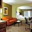 Holiday Inn Express Hotel & Suites Waller