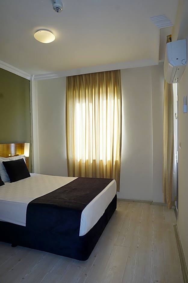 Sunlight Garden Hotel