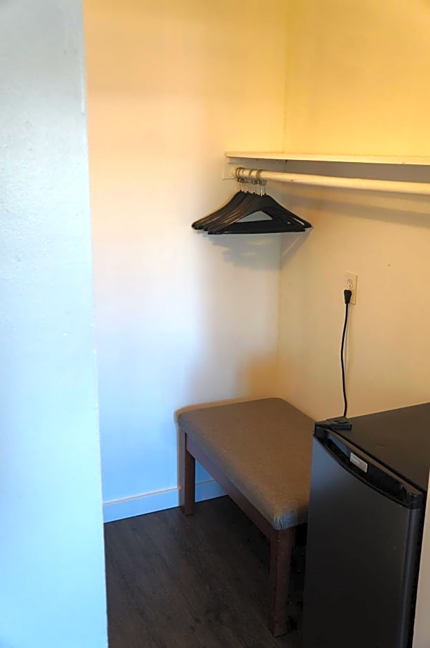 Westward Inn & Suites