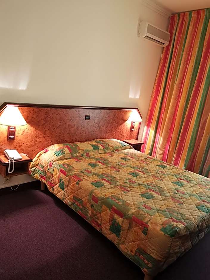 Hotel Madame Mere