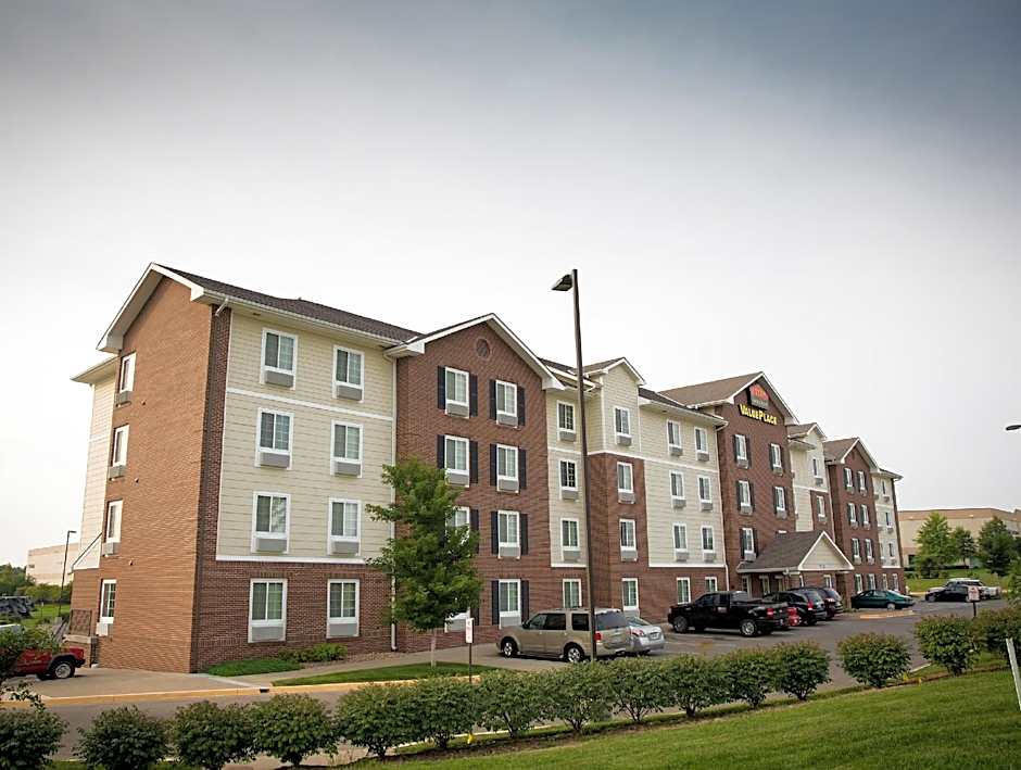 WoodSpring Suites Kansas City Lenexa