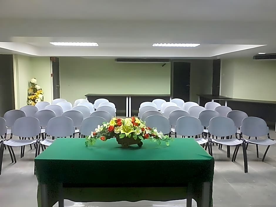Riverside Boutique Hotel