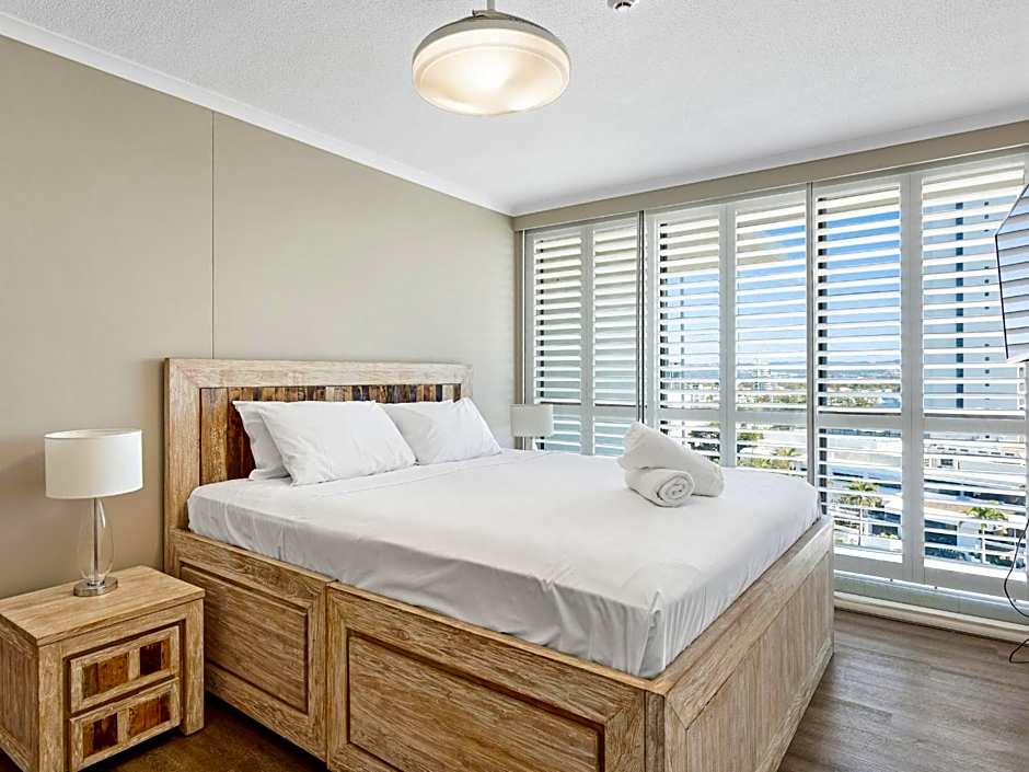 Seacrest Beachfront Apartments Gold Coast