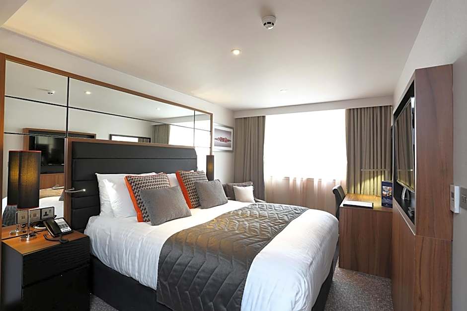 Crowne Plaza Gerrards Cross By IHG