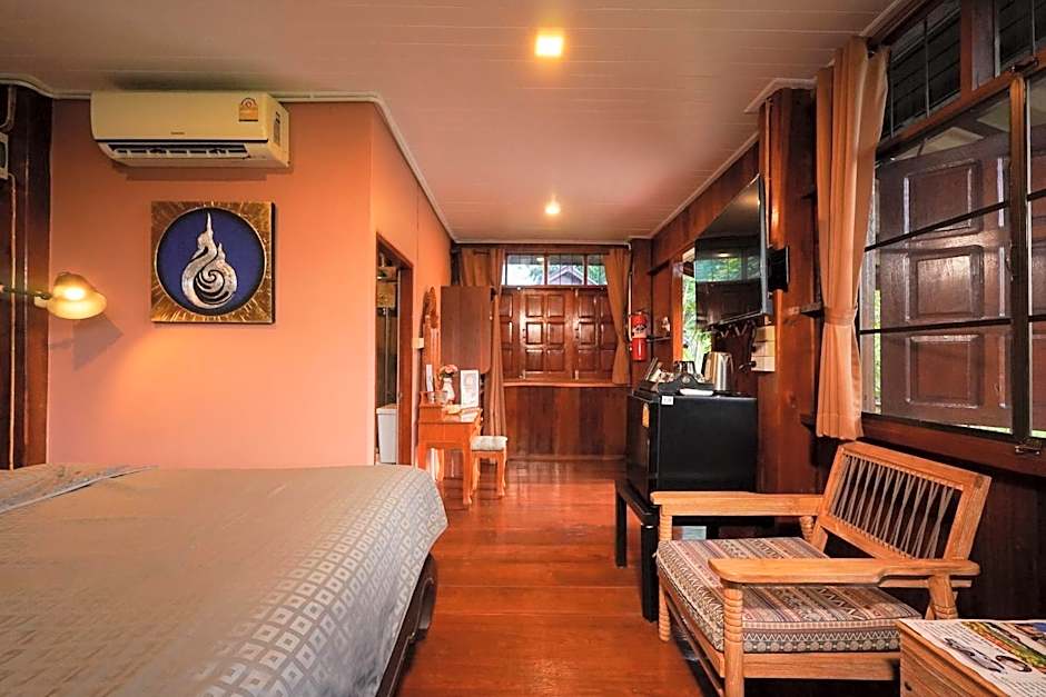The Wes Village, incl free Breakfast & 100 THB food gift