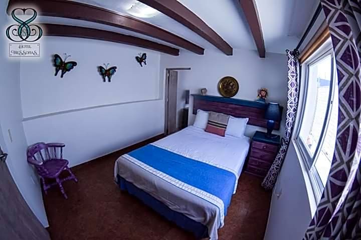 Hotel Tres Sofias