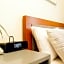 Midtown West Hotel