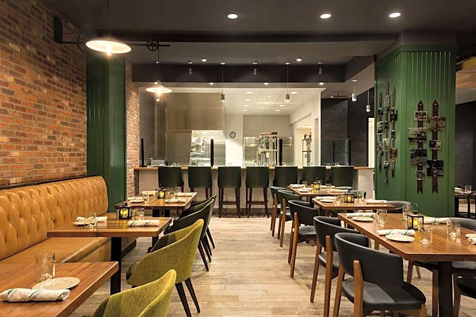 Hotel Saranac Curio Collection by Hilton
