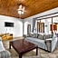 Fisherman's 6-Bedroom Family Home