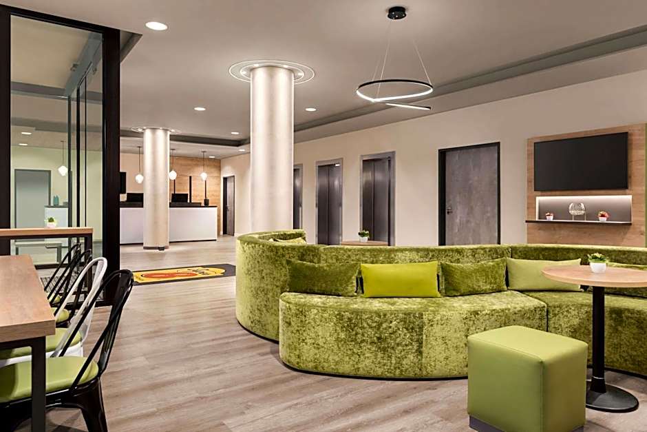 Super 8 by Wyndham Hamburg Mitte