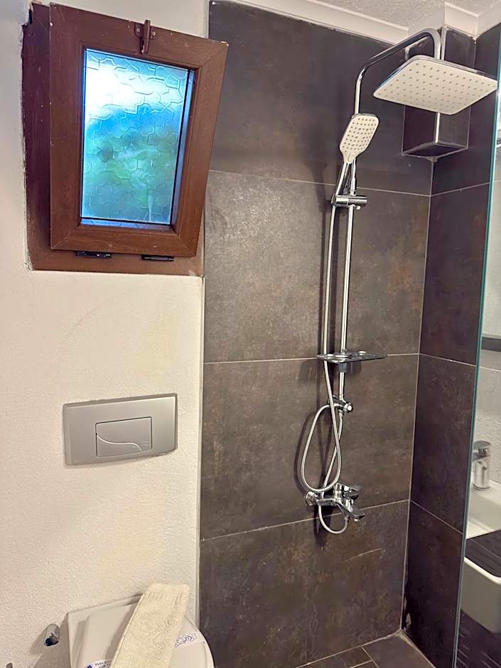 Mitos Apartments