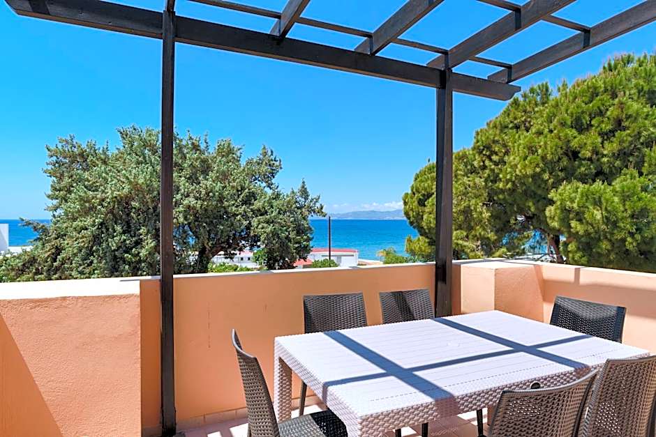 Matina Pefkos Aparthotel