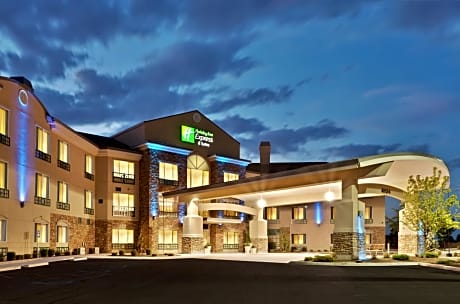 Holiday Inn Express Hotel & Suites Nampa By IHG