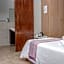 Woodpecker's Inn Guest House