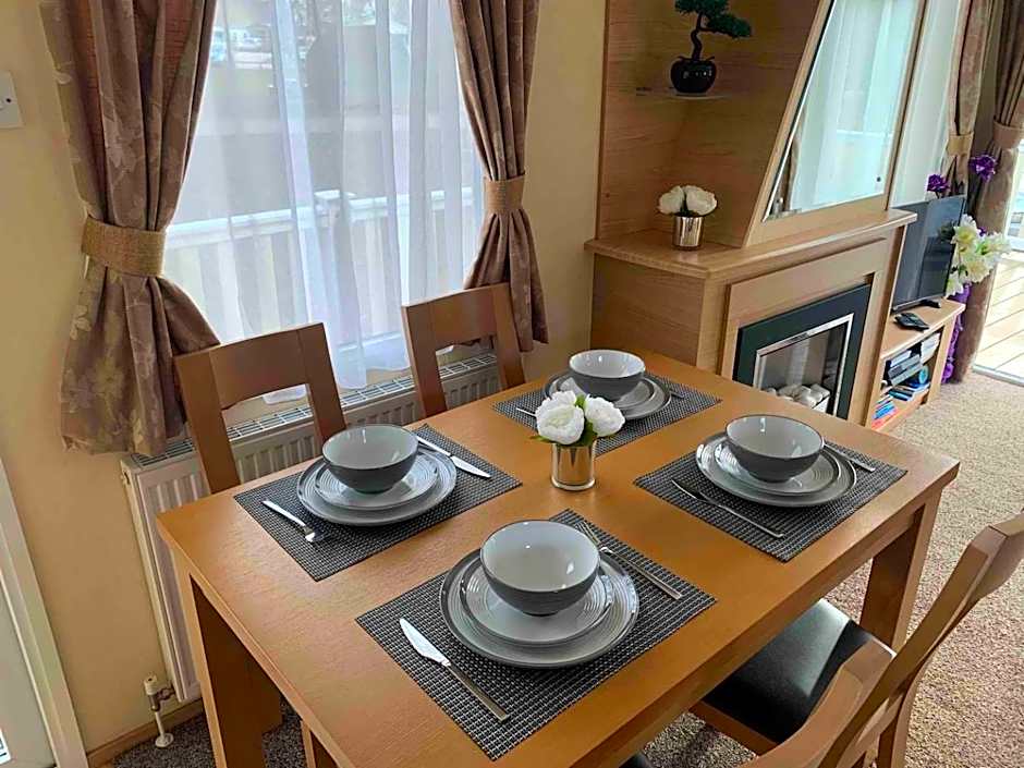 Luxury Holiday Home Happiness at Tattershall lake#