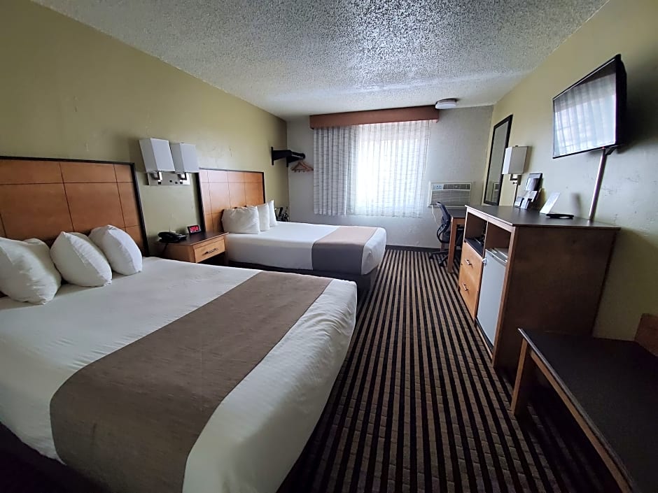 Steamboat Hotel