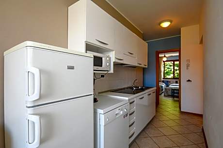 Superior Two-Bedroom Apartment (6 Adults)  with Balcony or Terrace