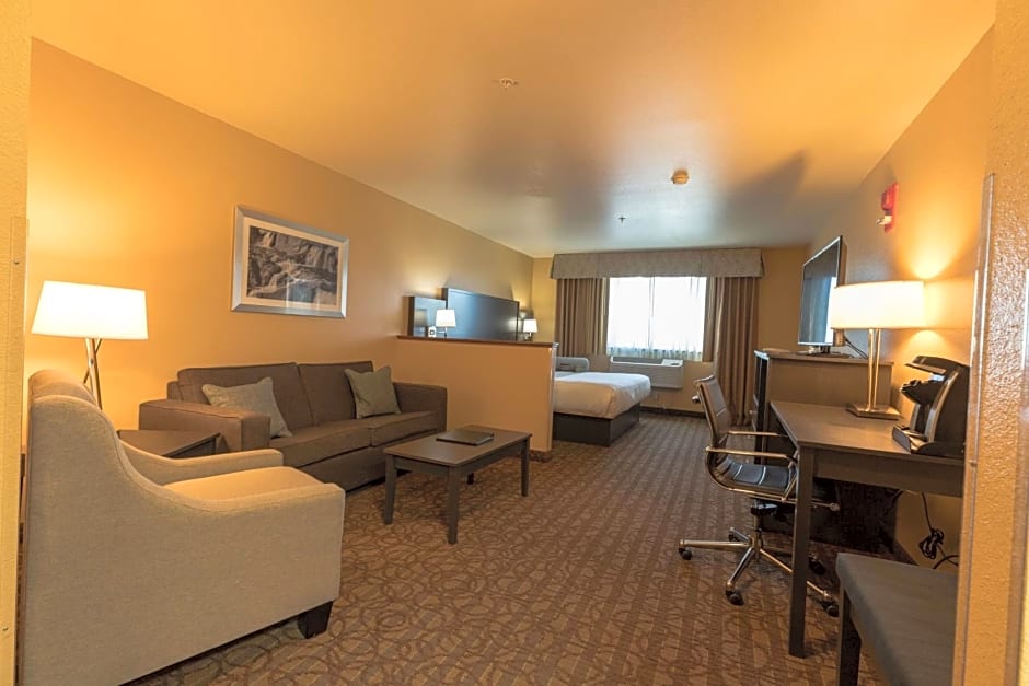 Best Western Sawtooth Inn and Suites