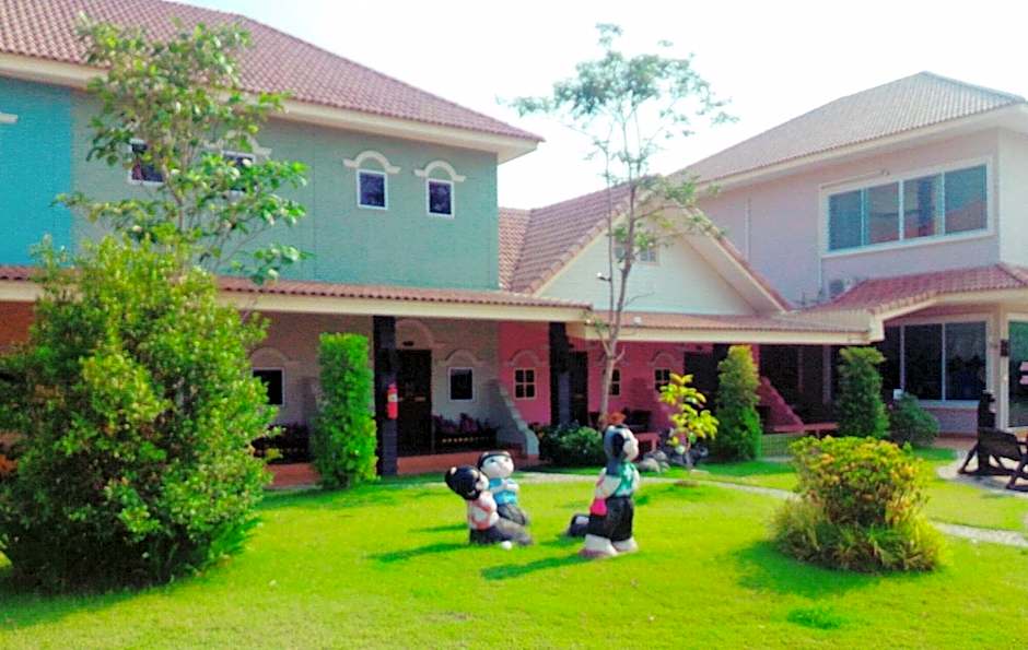 P.Paradise Hotel