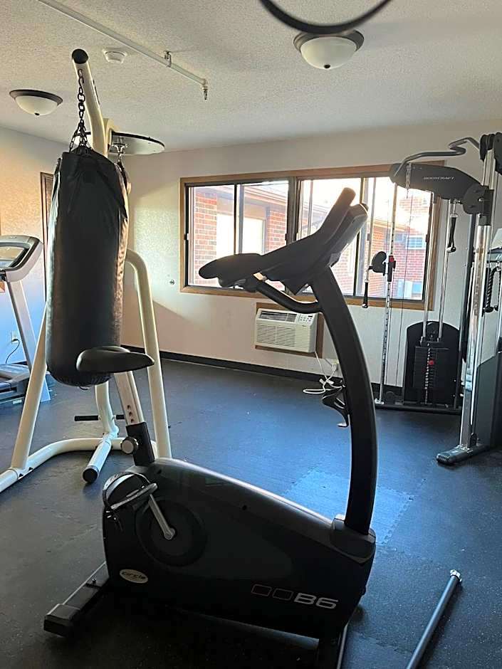 Ramada by Wyndham Cedar Rapids South