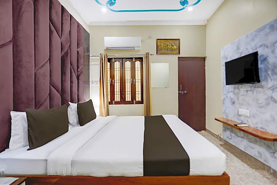 Photo 1 of 30 of Hotel O Kanha Paying Guest House