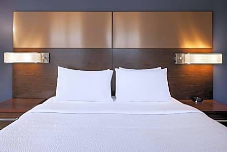 Suite, 2 Bedrooms (2 Double Beds)