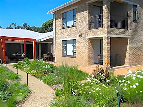 Ascot Gardens Self Catering
