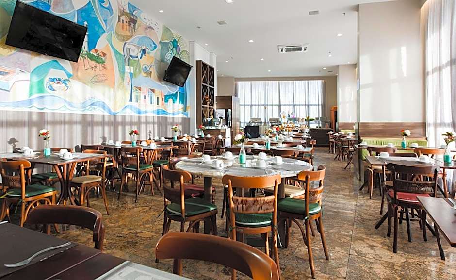 Quality Suites Natal