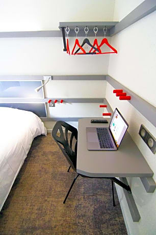 1 Double Bed