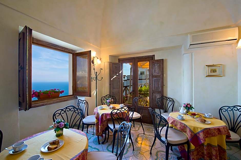 L'Antico Borgo Dei Limoni