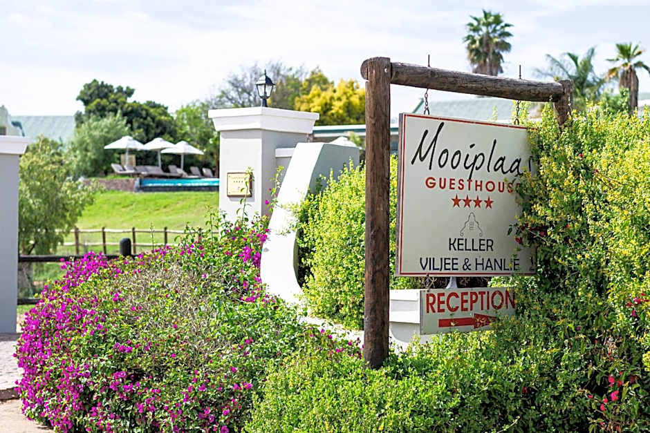 Mooiplaas Guesthouse