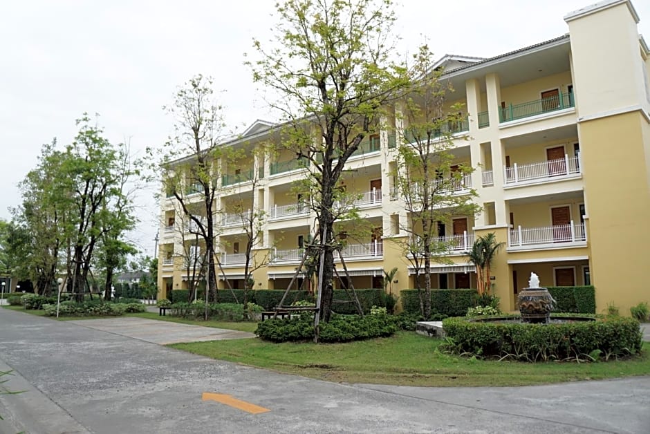 The One Residence Hotel