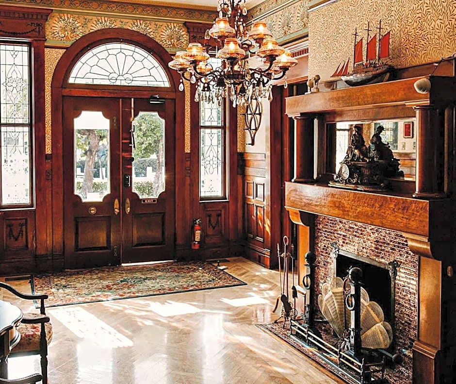 Classic King Balcony at the James House