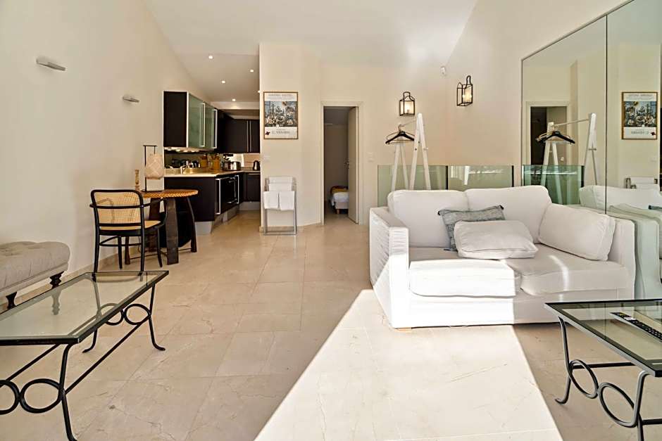 Photo 1 of 40 of Charming apartment - 1BR- Saint-Tropez