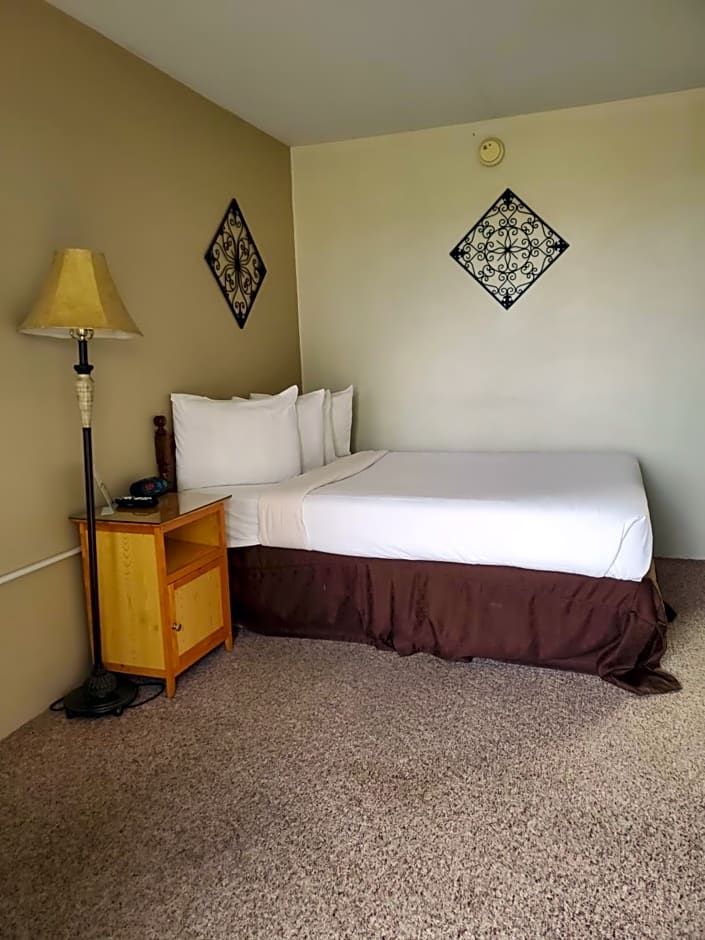 Sunset Lodge Escanaba