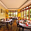 Meltonia Luxury Suites