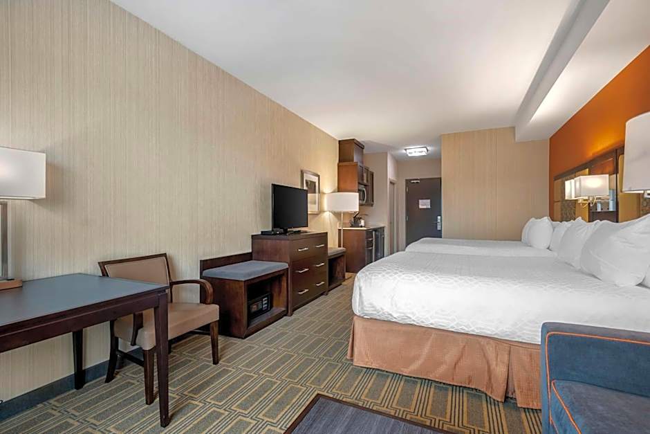 Best Western Plus Chateau Fort St. John