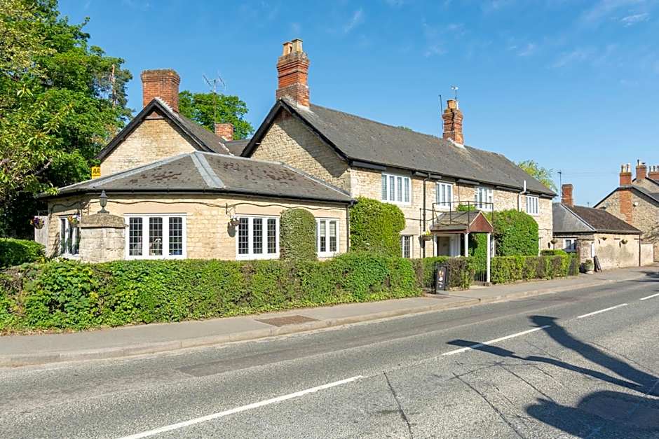 Jersey Arms Hotel Bicester