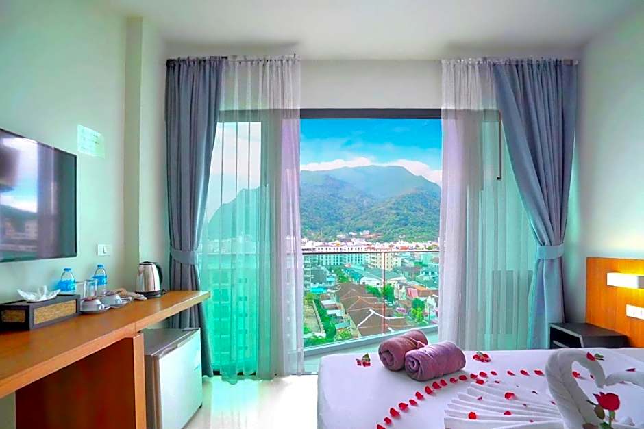 Phoenix Grand Patong