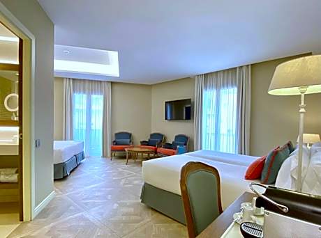 Superior Classic Family Room