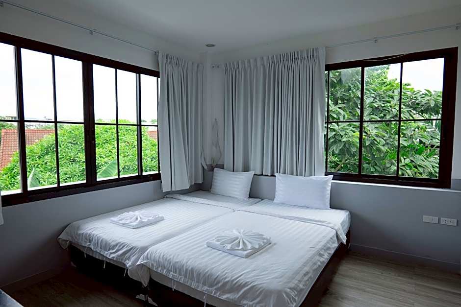 Surachet at 257 Boutique House