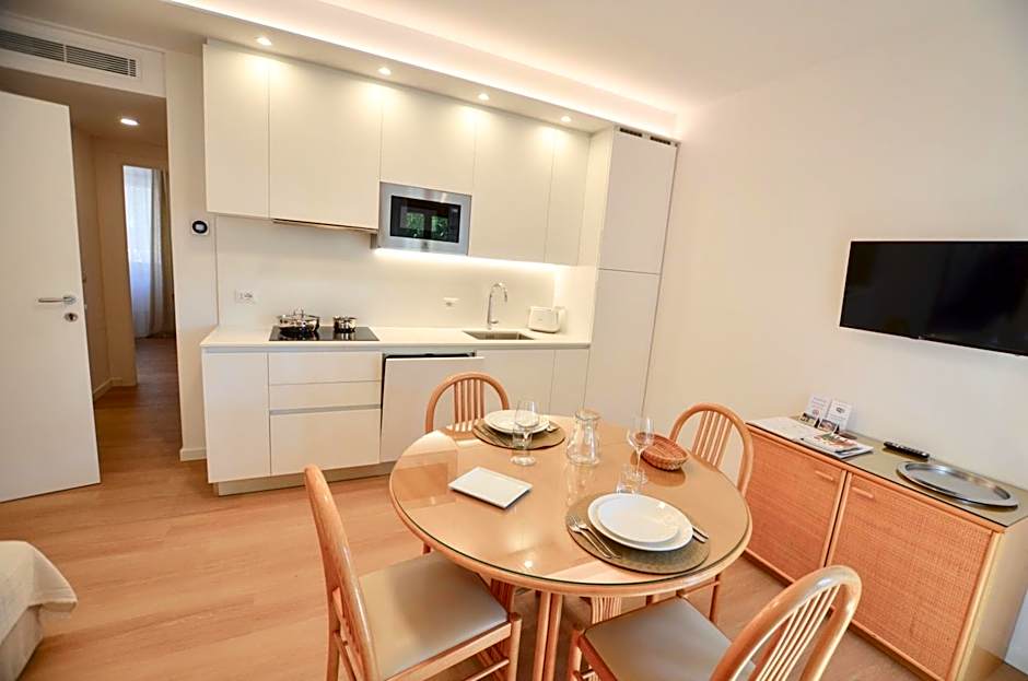 Villa Phoenix - Lake Apartments