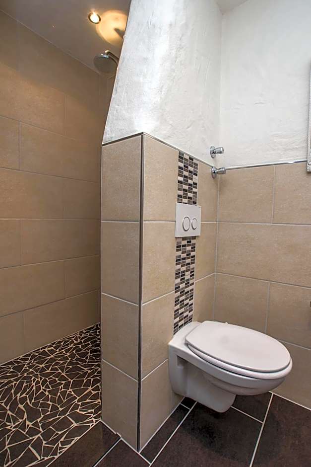 Moselland Hotel im Enderttal Zum Onkel Willi