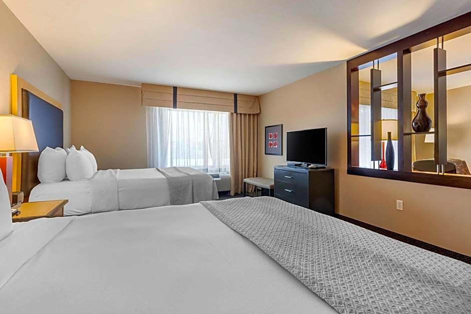 Cambria Hotel Fort Collins