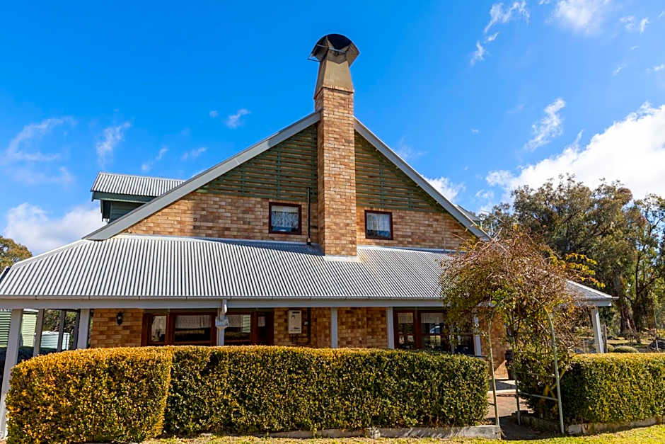 Girraween Country Inn