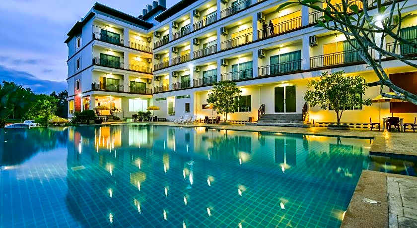 Southgate Residence Hotel