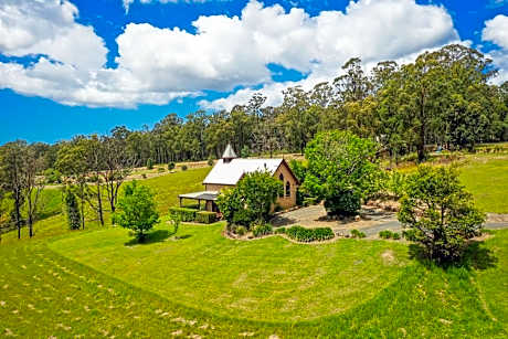 Clarendon Forest Retreat