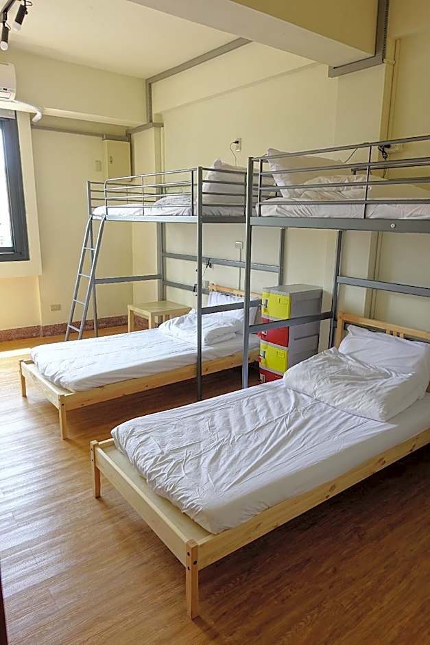 Chiayi Petite Hostel