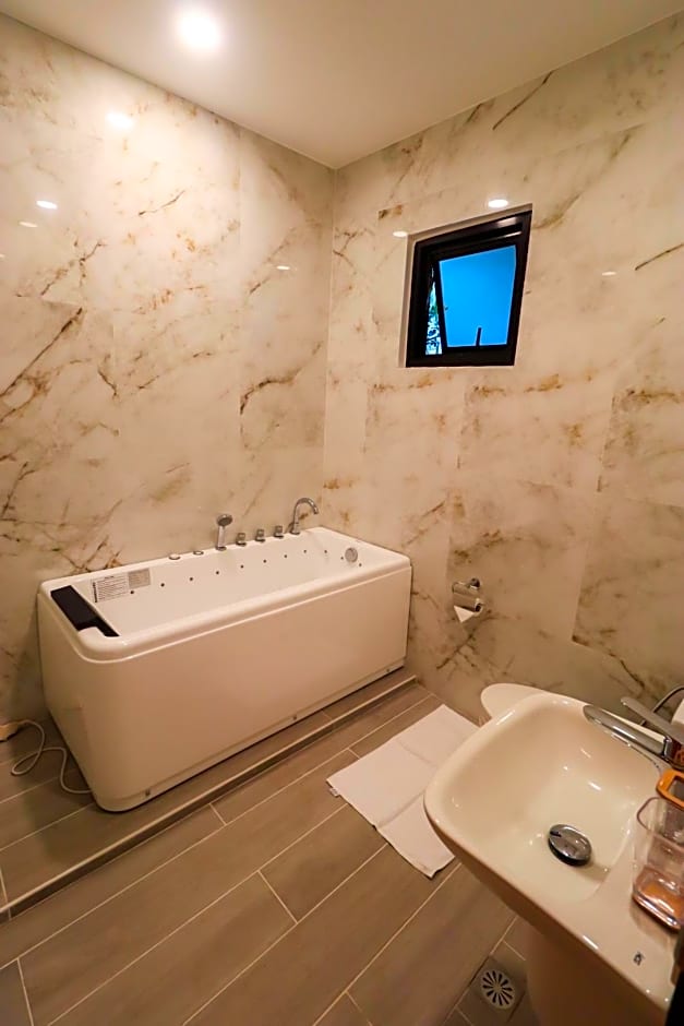 Josefina's Tourist Inn